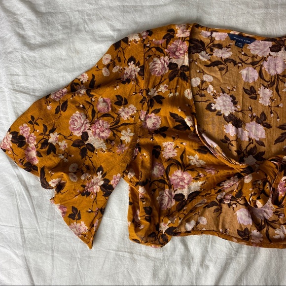 AE Boho Orange Floral Tie Front Crop Top Size L - Picture 8 of 13